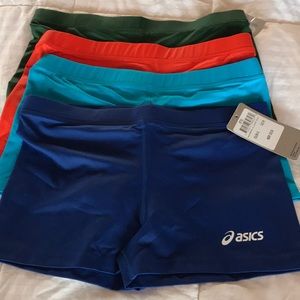 New Asics Womans Low Cut Shorts